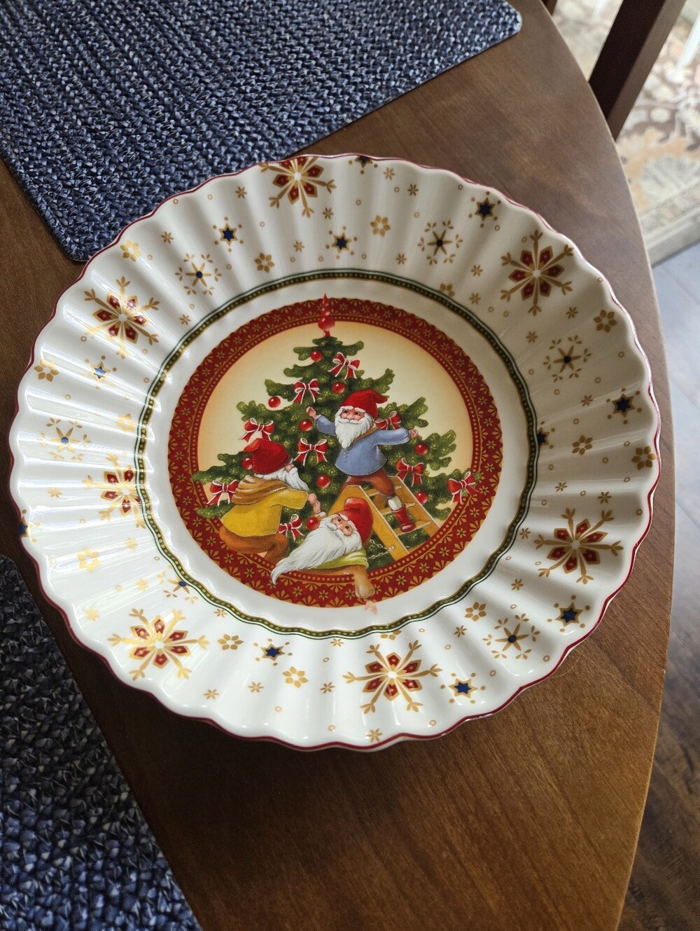 Villaroy & Boch "Toys Fantasy" A Christmas Edition Fine Porcelain 10" Bowl